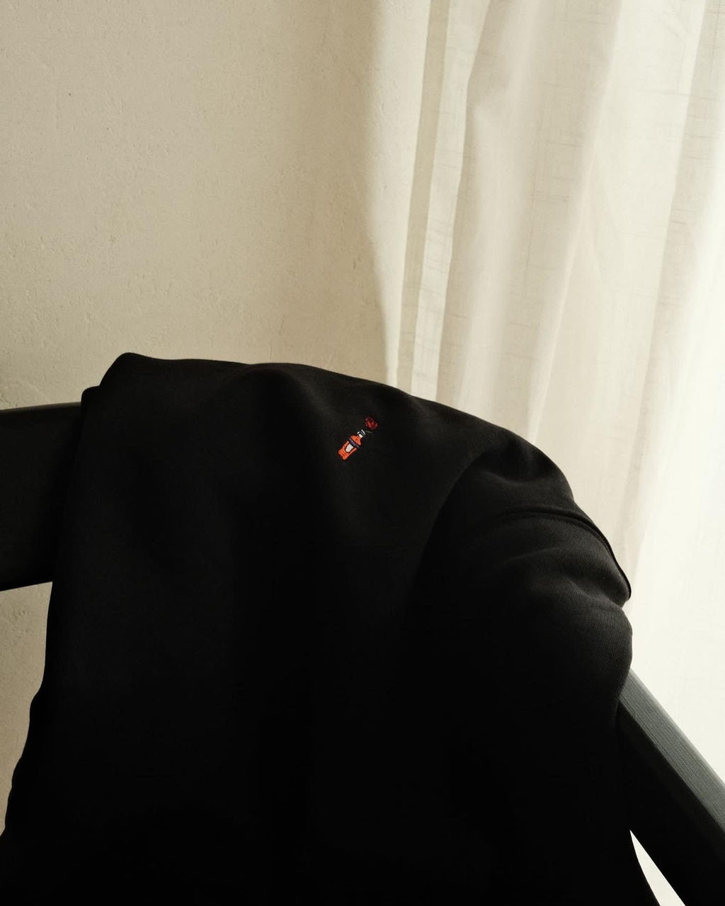 Larrys - aperitivo x rose Sweater - schwarz - Larrys Fashion