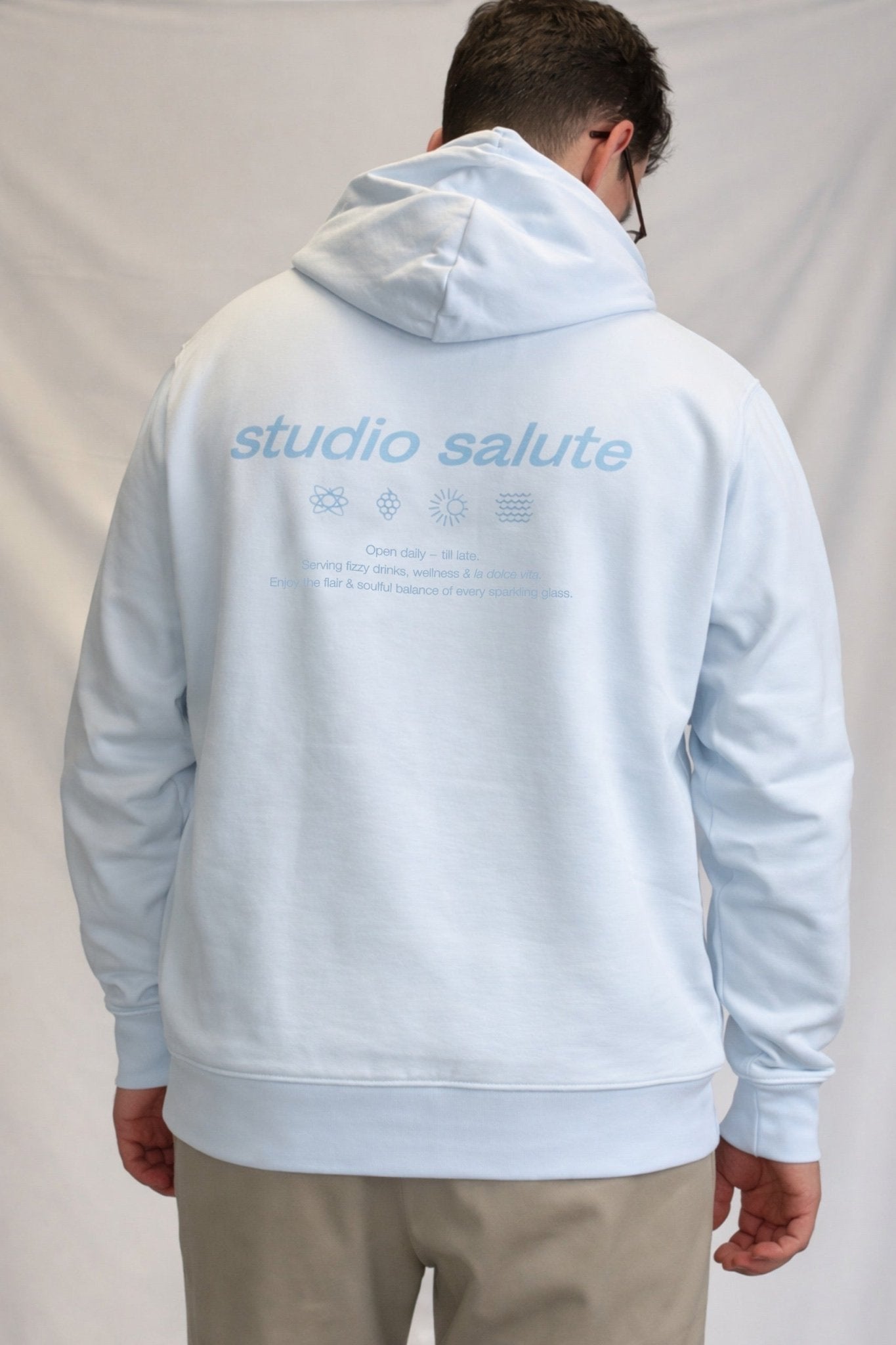 Larrys - studio salute Hoody - iceblue - Larrys Fashion